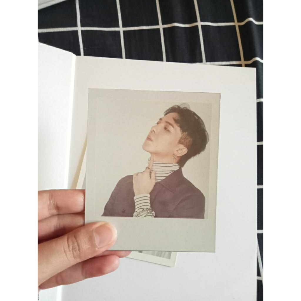 Album Winner Fate Number Four (PC. HOONY) + poster