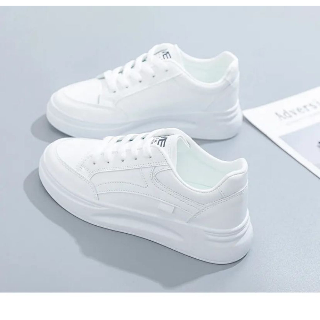 Sneaker wanita Sepatu Kekinian Sepatu kets putih