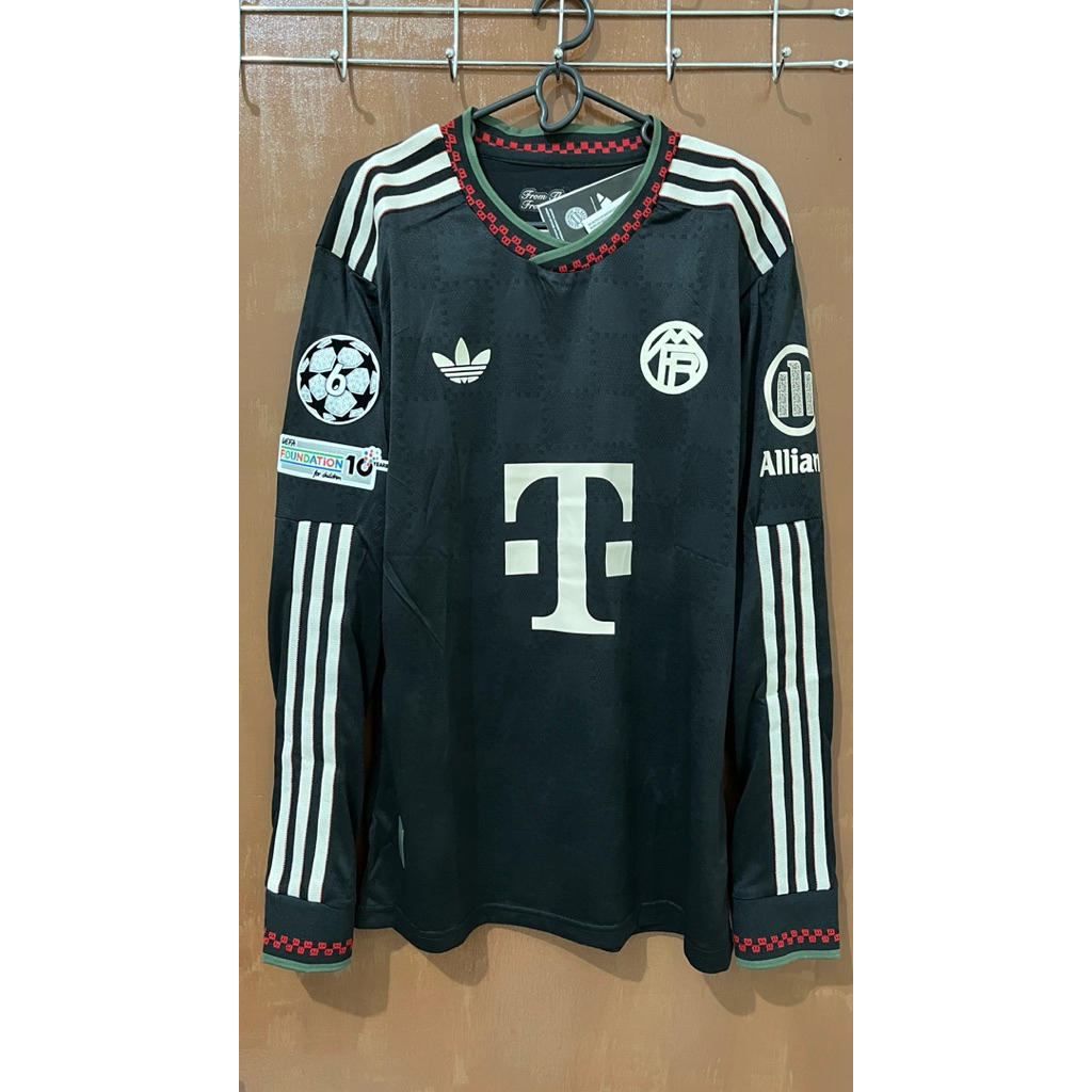 JERSEY BAYERN MUNCHEN THIRD 25/26 FULL PATCH UCL PLAYER ISSUE