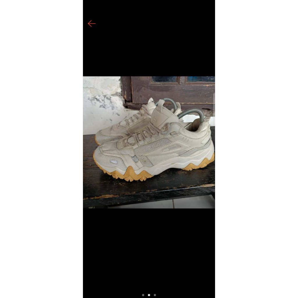 Fila Oakmont TR putih