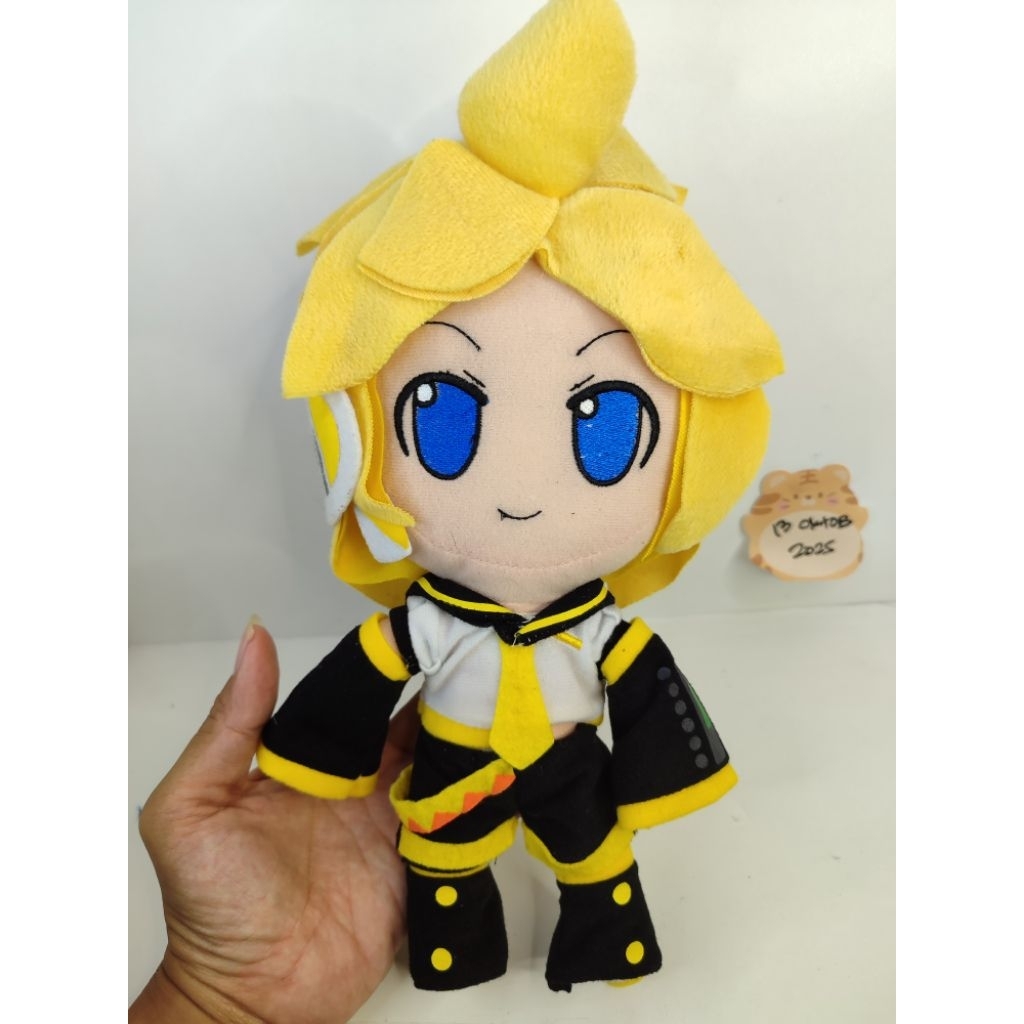boneka vocaloid kagamine len miku hatsune miku kondisi seperti foto