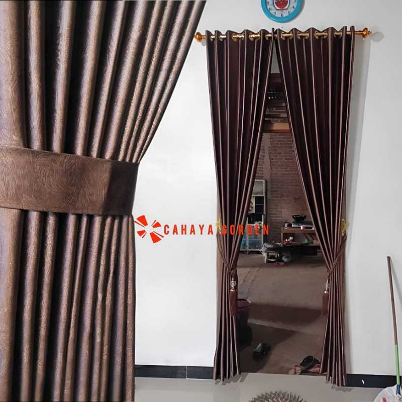 Gorden Jendela Blackout Premium Glossy  Panjang 250 220 Cm WARNA GORDEN COKLAT
