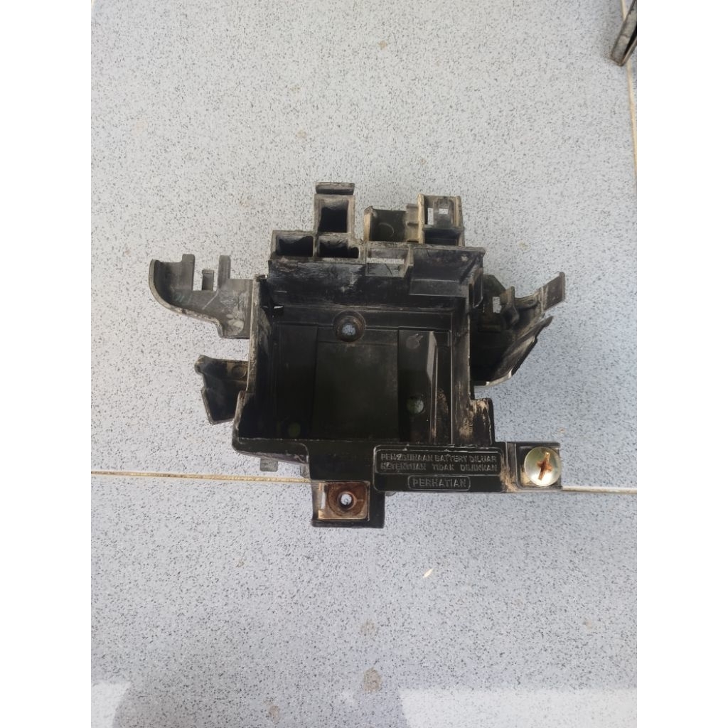 tempat aki wadah aki honda verza 150 original bekas copotan