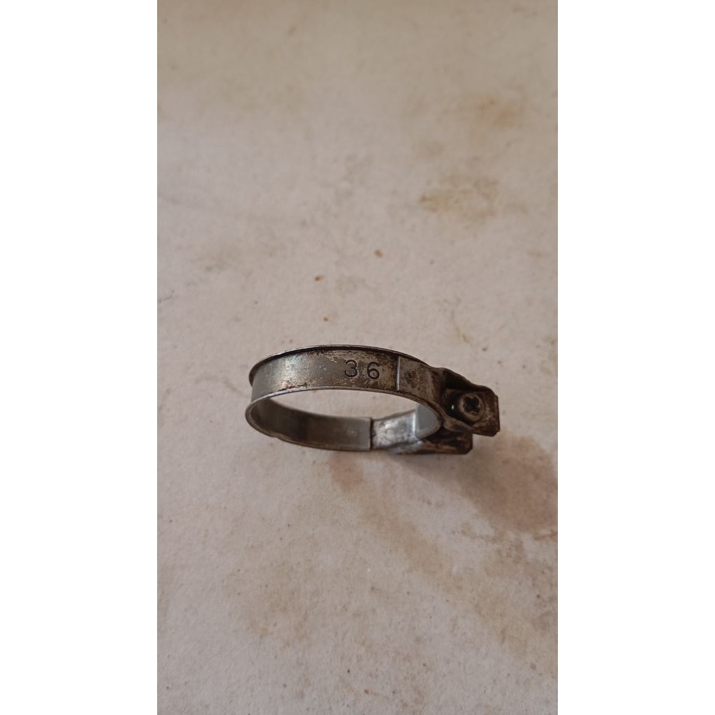 clamp intake manipol satria 2 tak original