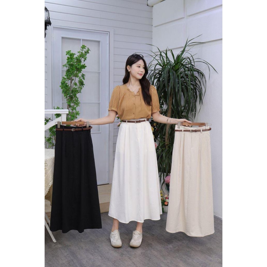 Rok cantik elegan wanita Bangkok premium