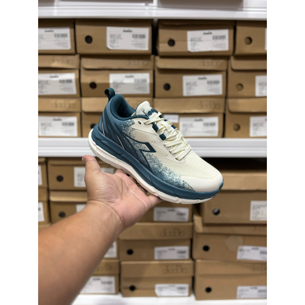 SEPATU RUNNING PRIA DIADORA NOSE BEIGE DIARU241233H ORIGINAL BNIB SHOES