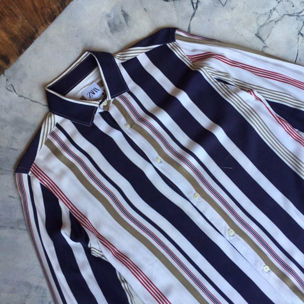 kemeja lengan panjang katun garis garis fashion pria