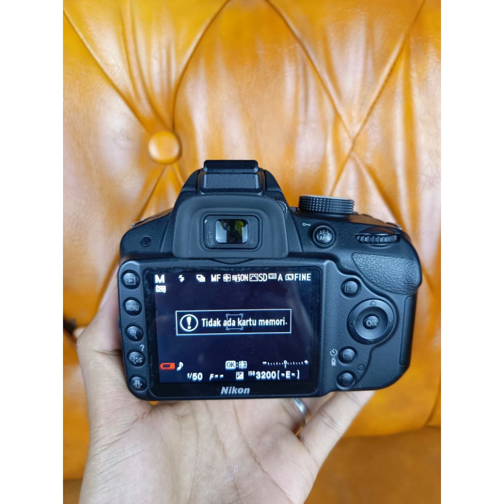 BODY NIKON D3200 SECOND