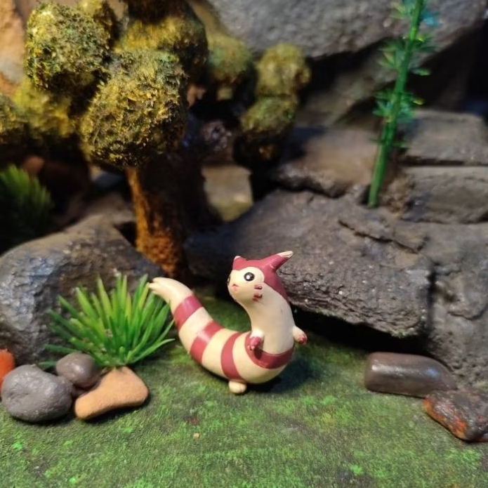 pokemon figure - furret - tomy