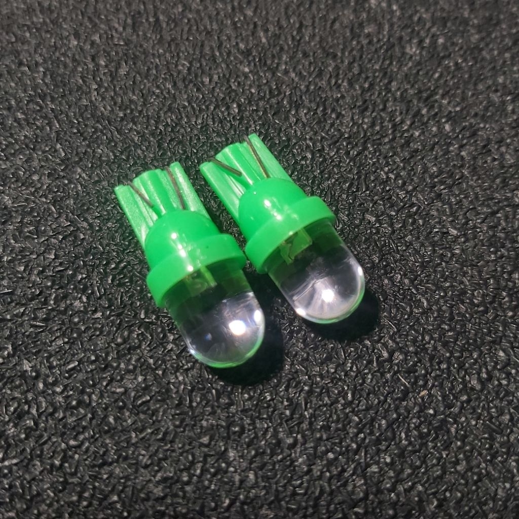 SS led t10 nyala warna warni bisa untuk senja dan juga sen motor mobil