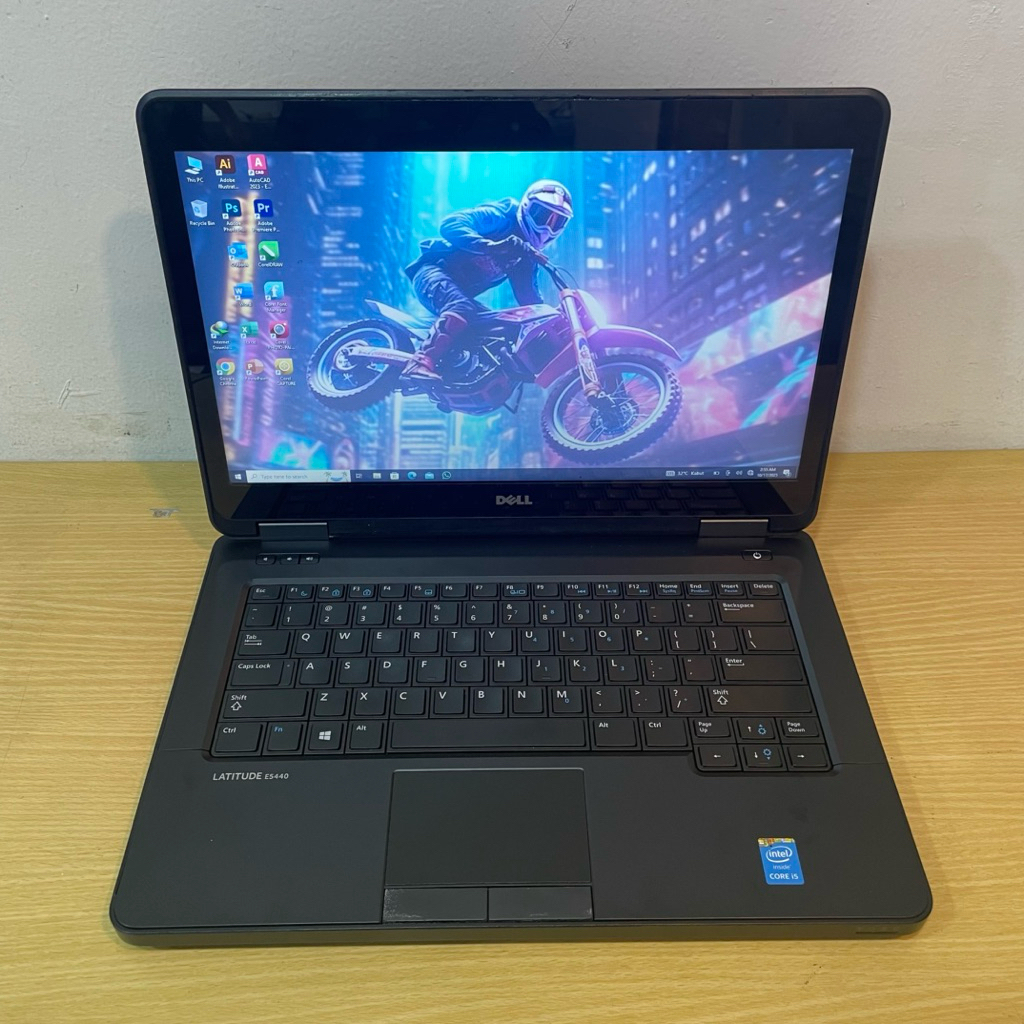 Dell latitude E5440 Touchscreen Intel core i5 gen 4 Ram 8gb Storage 500gb Ori bergaransi