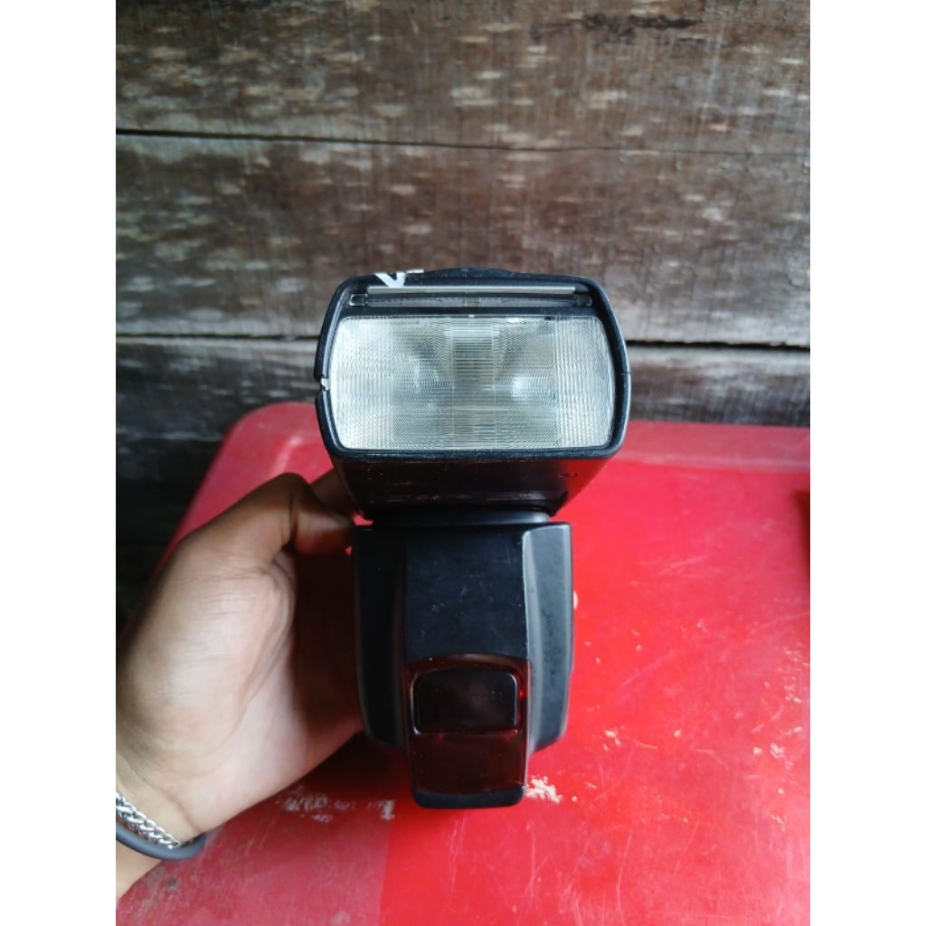 kamera analog 35rb jadul antik kuno lawas vintage kuno display anggap mati