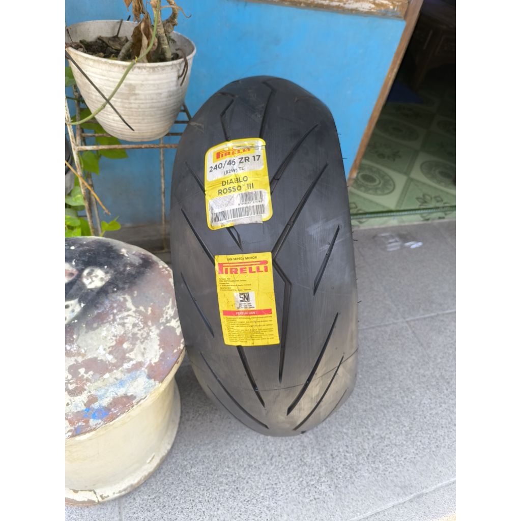 SALE PIRELLI 240/45-17 240 45 RING 17 TUBELESS DIABLO ROSSO III MADE IN GERMANY COCOK UNTUK HD CUSTO