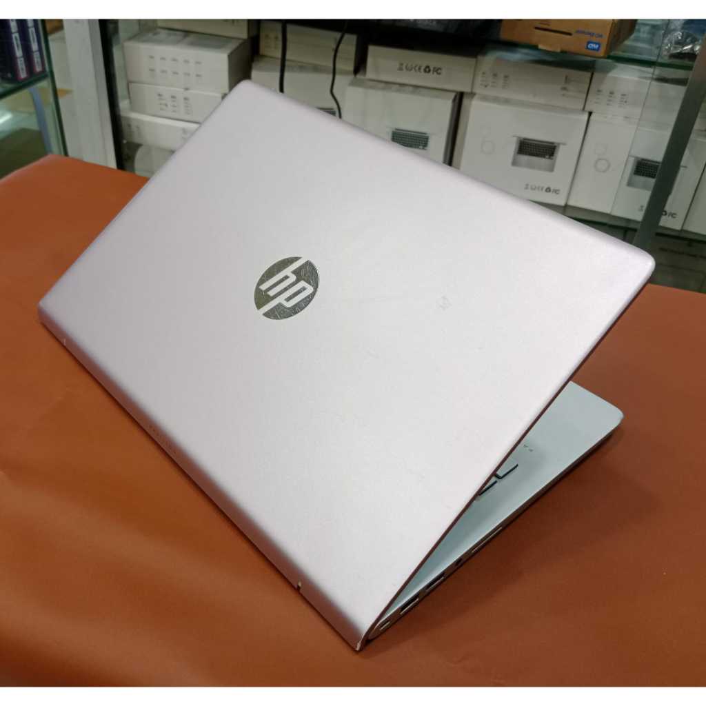 Laptop Leptop Bekas Second Hp 14-bf01 Core i7 7500 Ram 16 gb Ssd 128gb + hdd 1tb Vga 940mx 2 gb 14 i