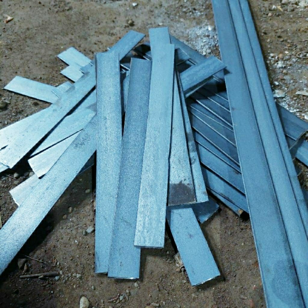 PROMO GROSIR isi 36 pcs Plat besi strip tebal 3 mm lebar 2,5 cm panjang 30 cm bahan untuk pager besi