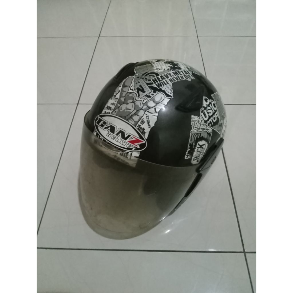 (preloved) helm ganz helmet (heavy metal will never die)