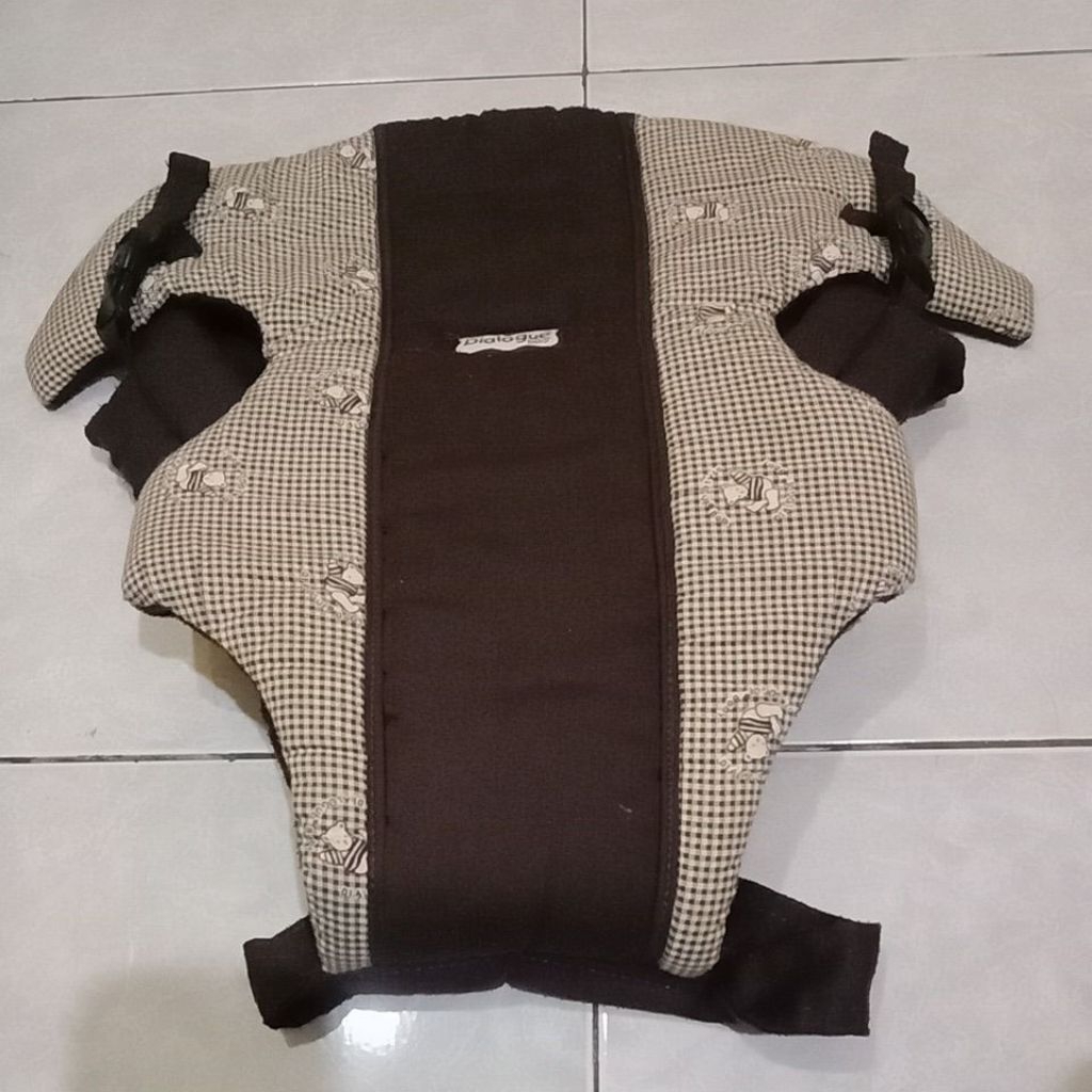 PRELOVED Baby Carrier