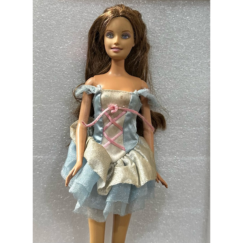 Barbie second Erika Princess and The Pauper Ballet Dress