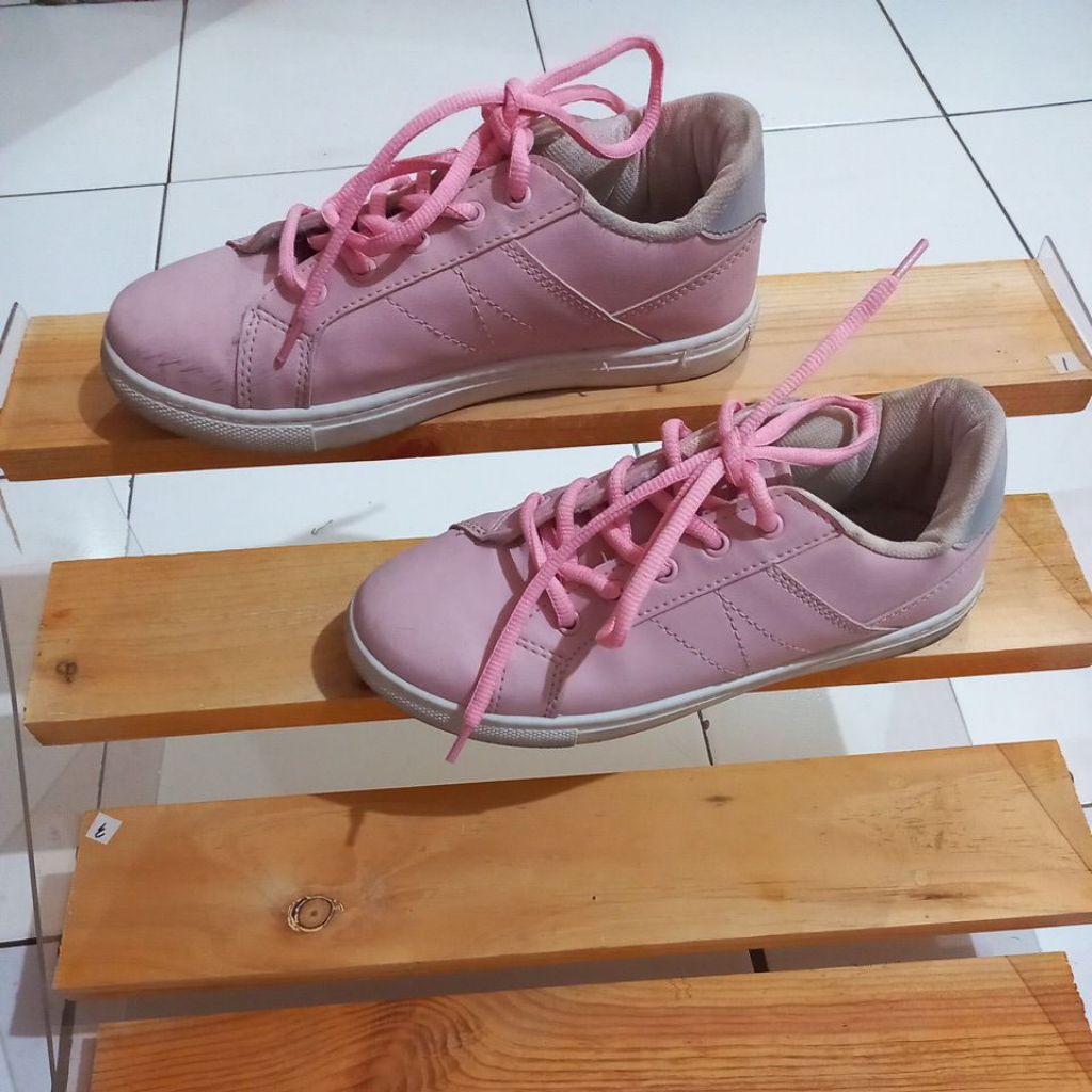SEPATU ANAK CEWEK SIZE 34 PL