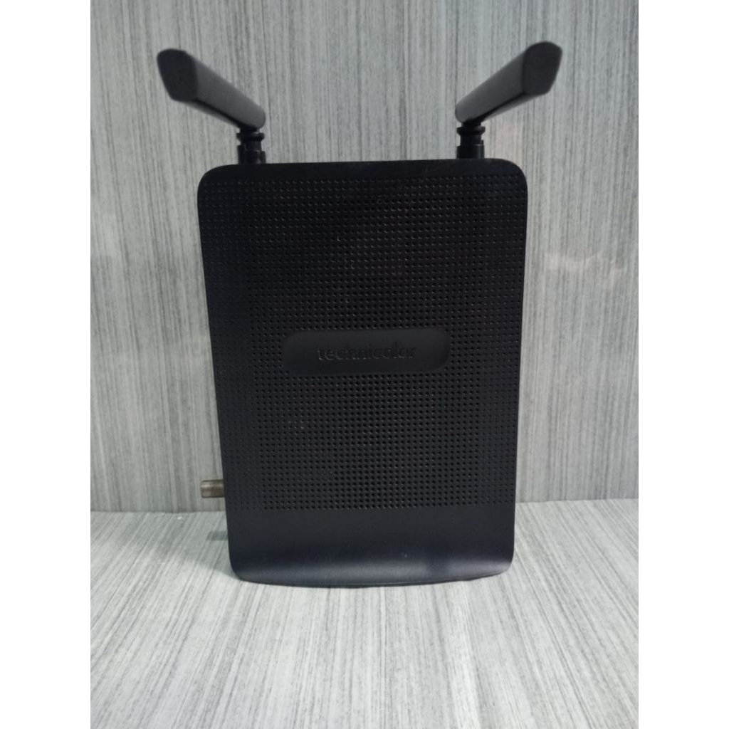 Technicolor CGA0111LNT Wireless Modem Router