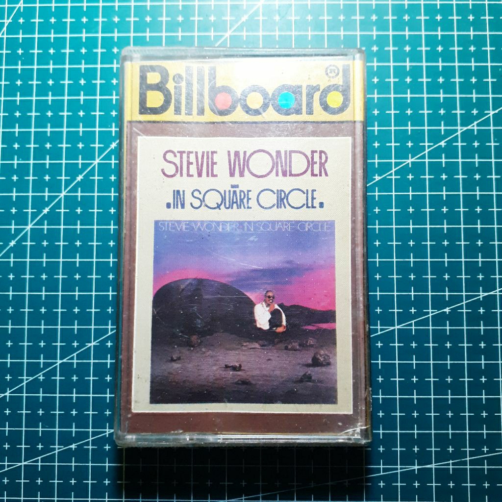 Kaset Stevie Wonder - In Square Circle