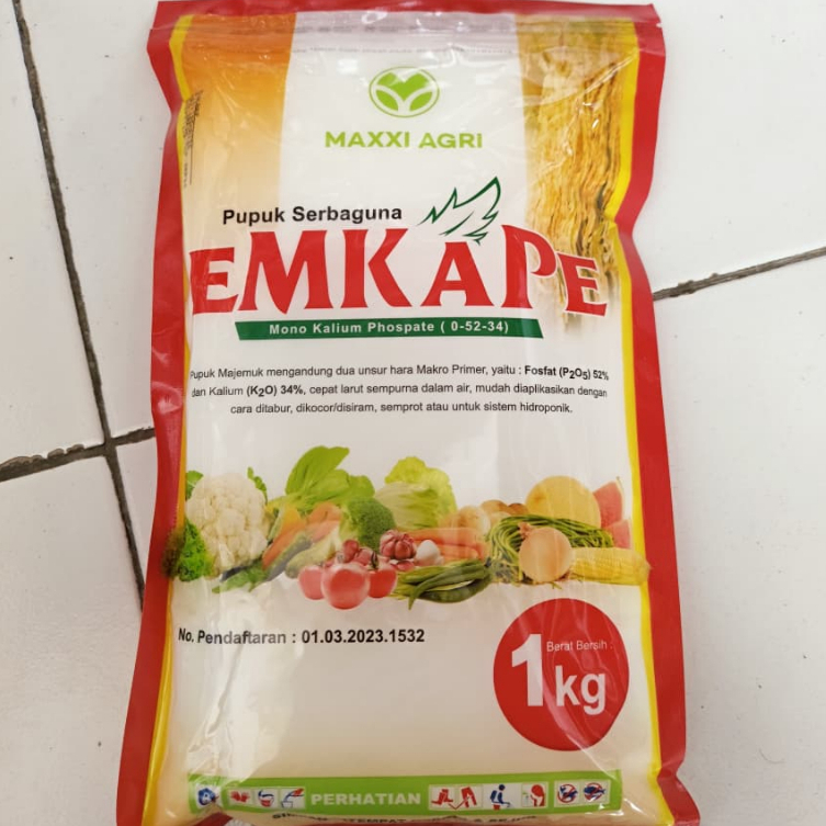 Pupuk EMKAPE maxxi agri - 1 kg