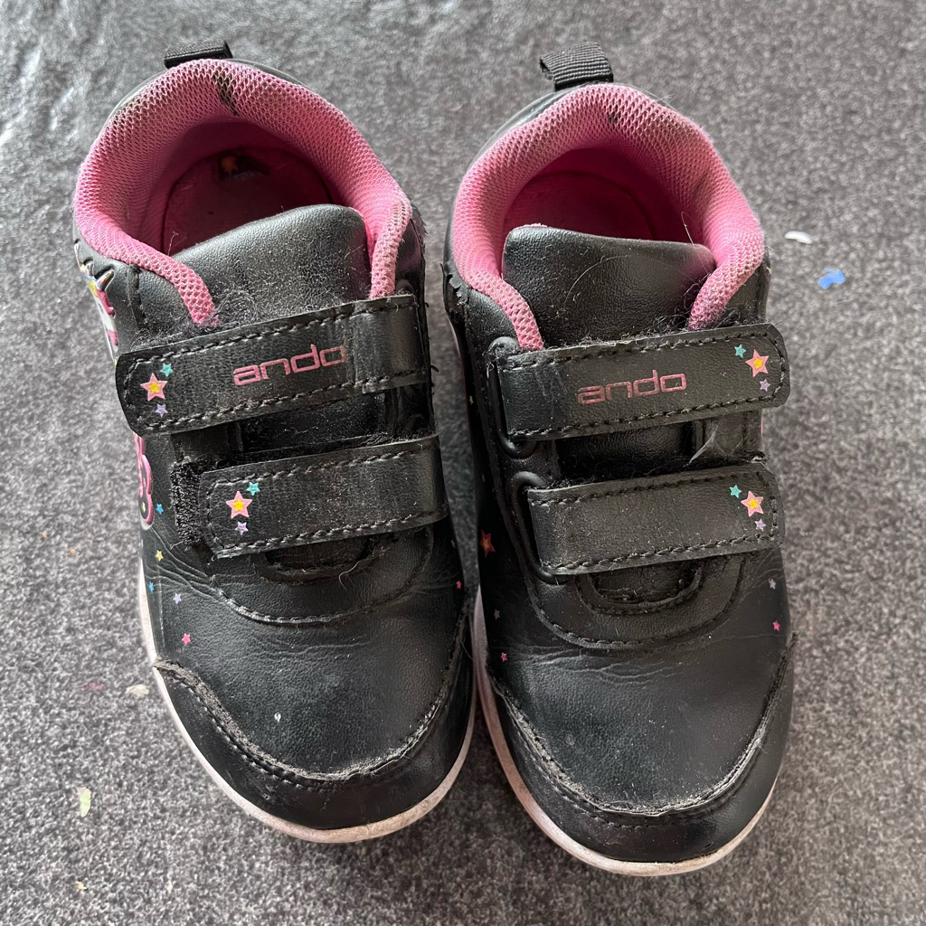 Preloved sendal sepatu sekolah kiyo ando unicorn cewe cowo anak