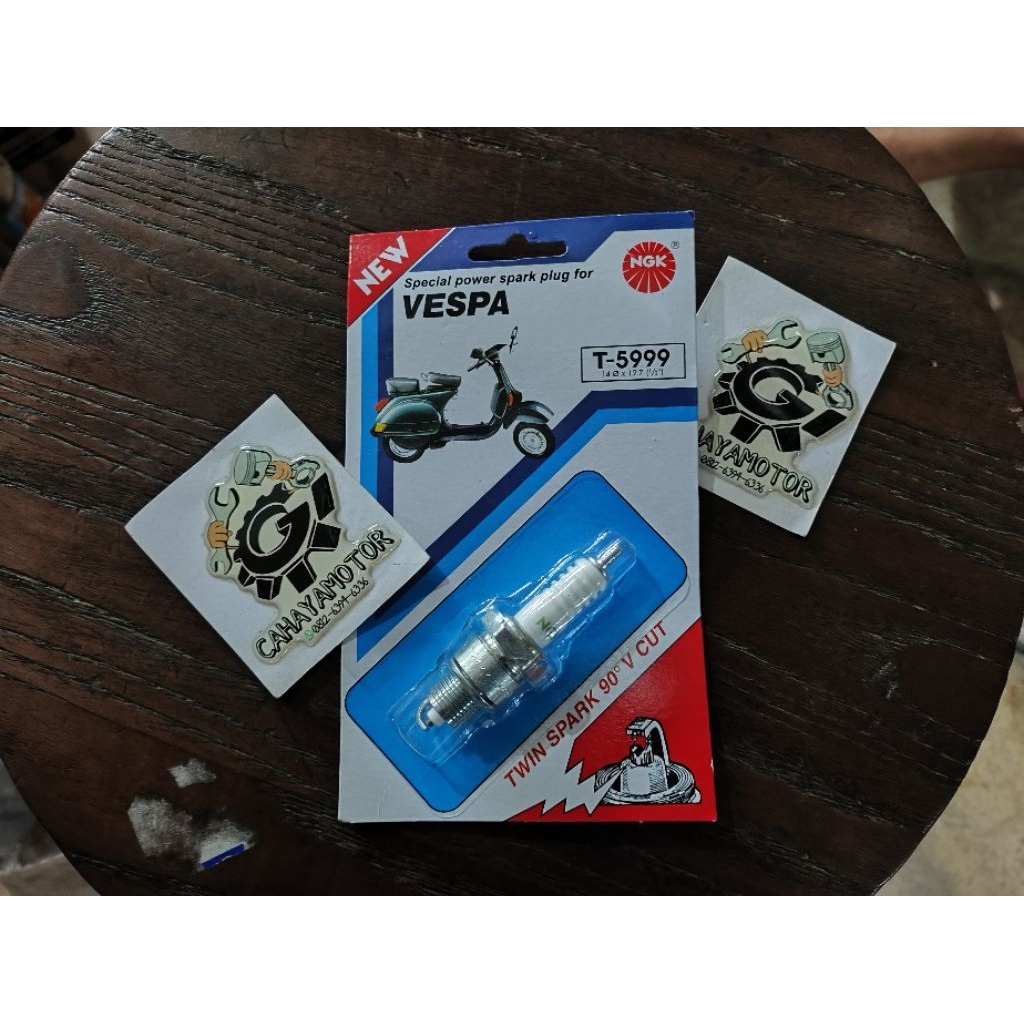 BUSI T5999 NGK PRESS VESPA