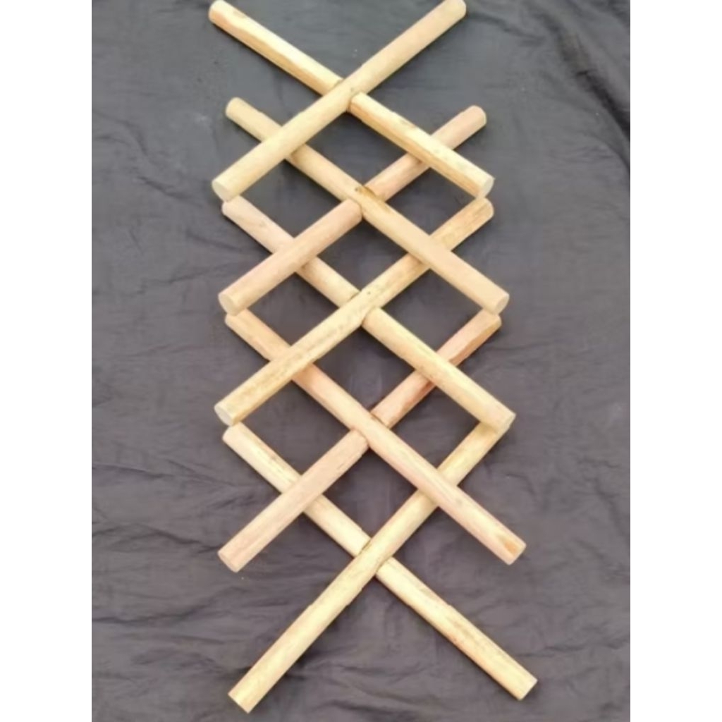 gulungan layangan kayu tipe silang