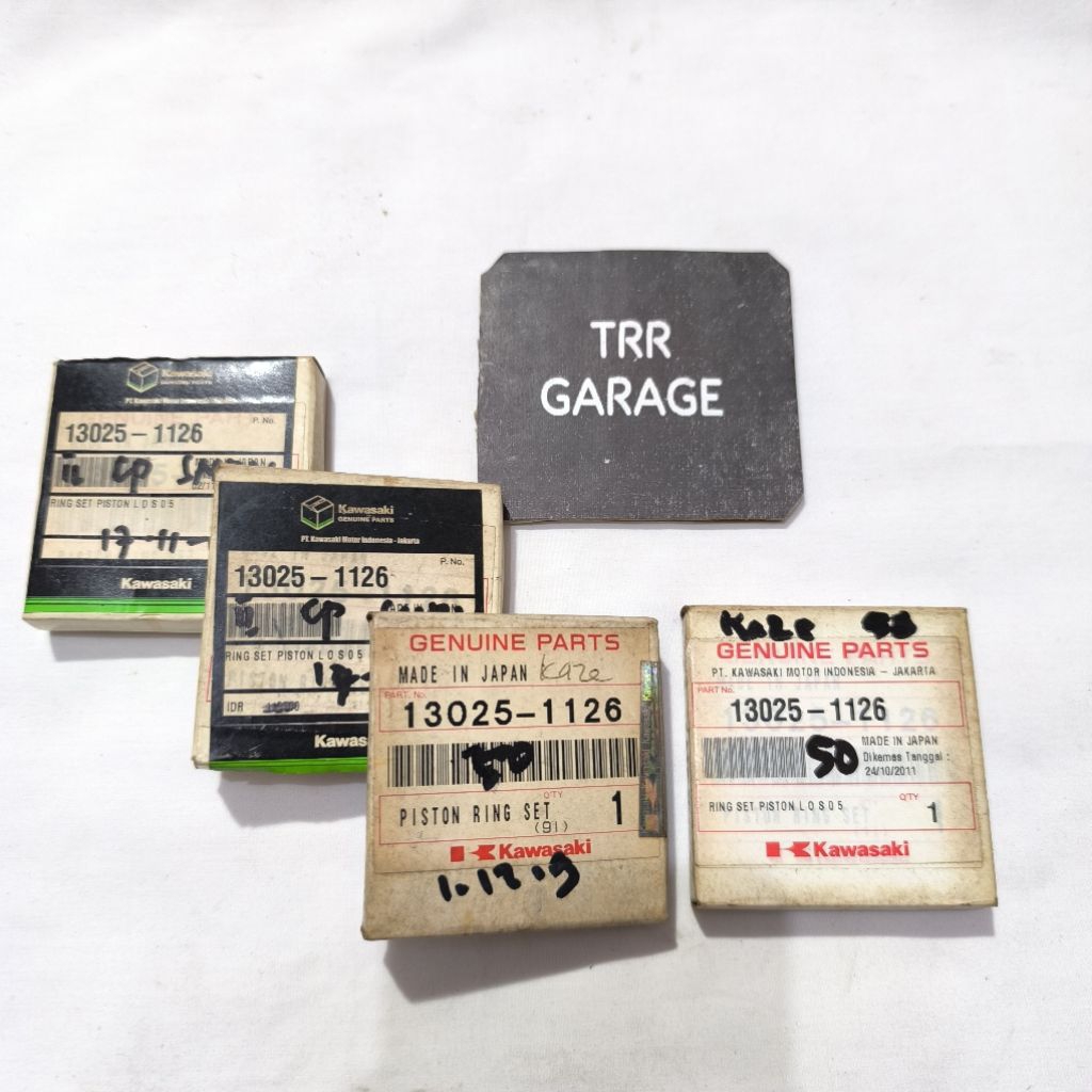 Ring seher piston Kawasaki Kaze kaje r  OS oversize over size 50 original Kawasaki nos Japan