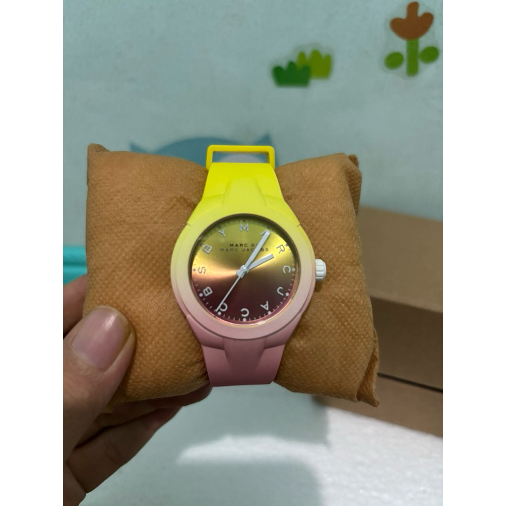 jam tangan marc jacobs