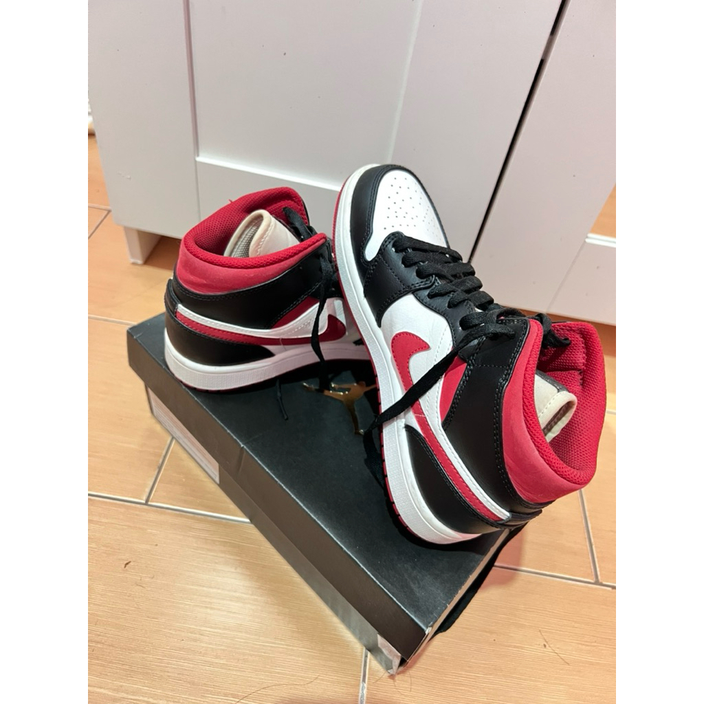 PRELOVED AIR JORDAN 1 MID METALLIC GYM RED