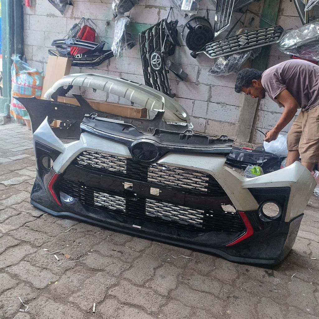 fulset bemper depan agya facelift lengkap bodykit pnp ke 2018 ori