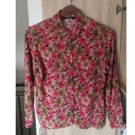 Shopatvelvet kemeja wanita