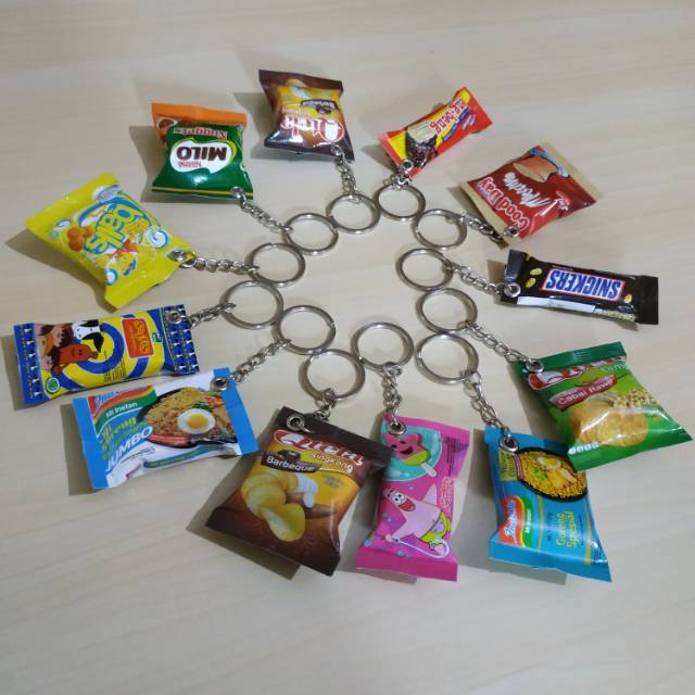 10 pcs [COD] Gantungan Kunci Mini Snack | Souvenir Nikah | Keychain Miniatur Unik Murah Gantungan Ku