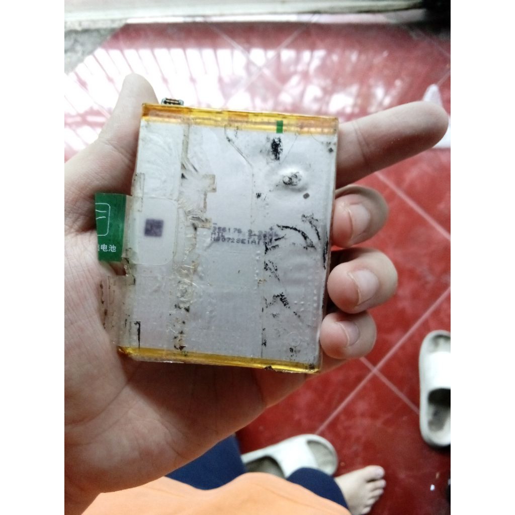 Baterai Oppo a37/a37f rusak bahan
