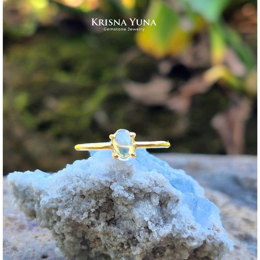 Natural Ethiopian White Opal Ring