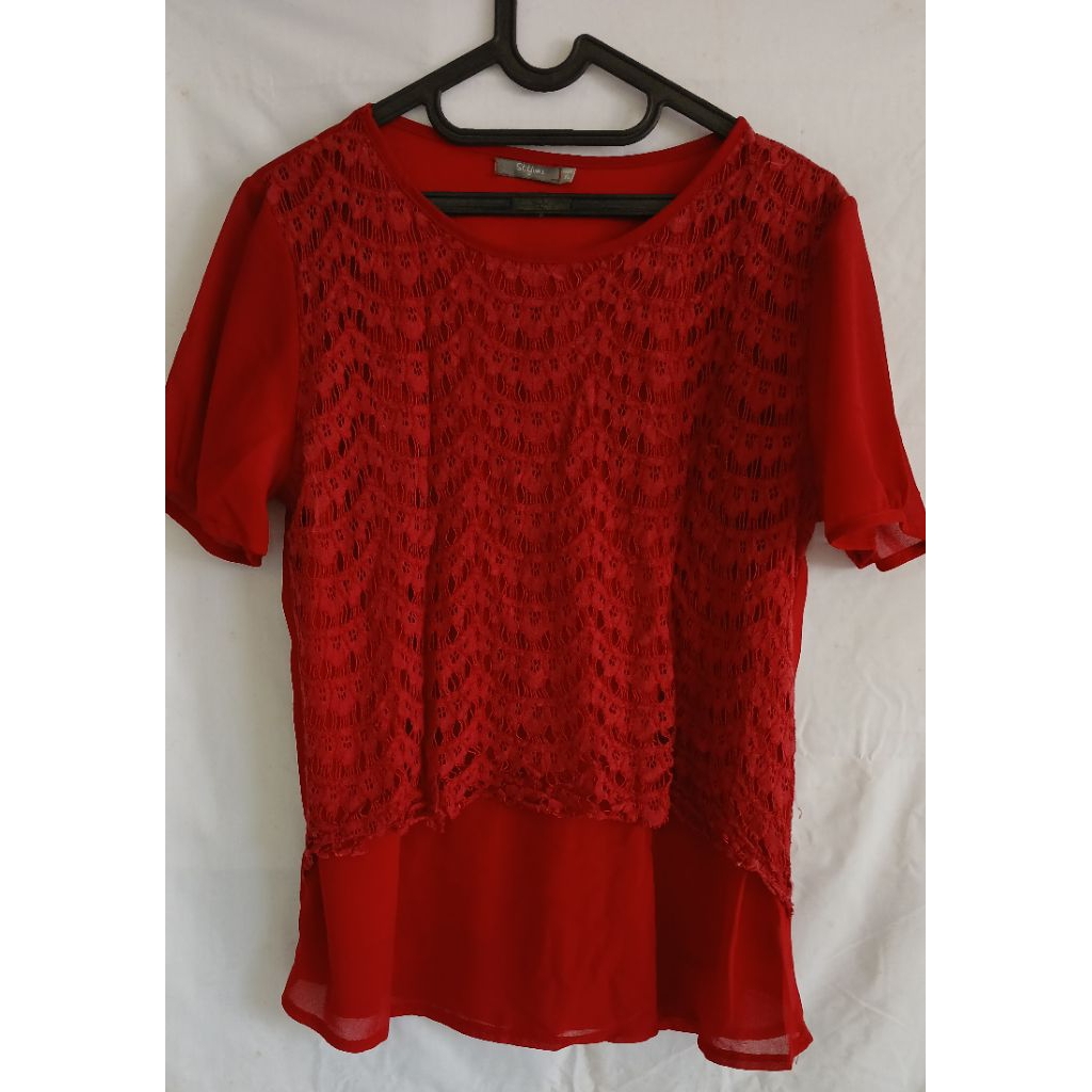 Preloved Atasan St Yves