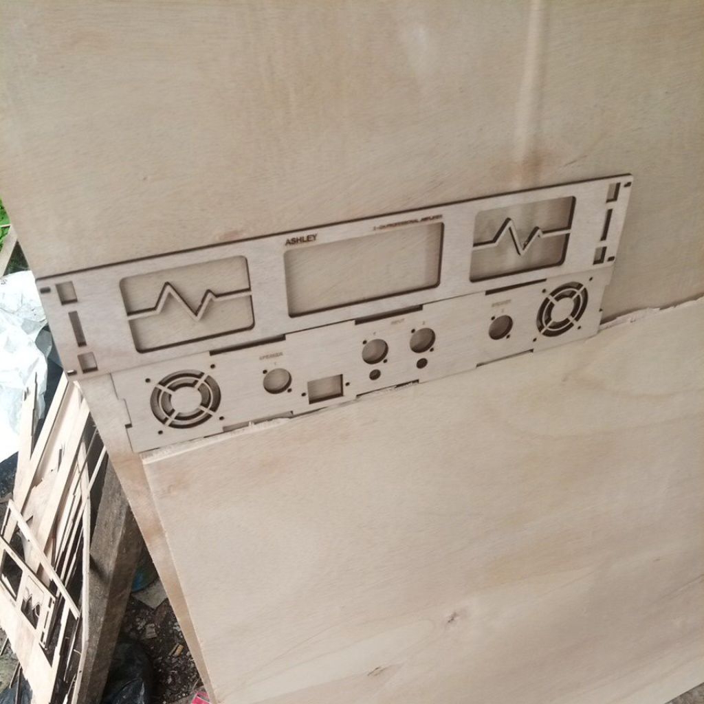 Panel depan+belakang box amplifier