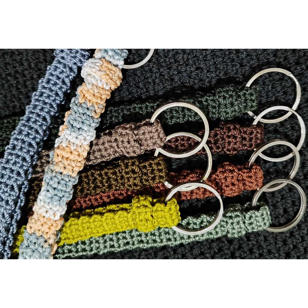 Gantungan kunci rajut / Gantungan tas / Gantungan kartu