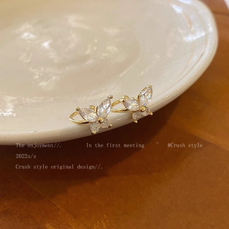 Eleamour - SWE002 Butterfly Clip Earrings For Woman [S925]/Anting Kupu Kupu Klip [S925]