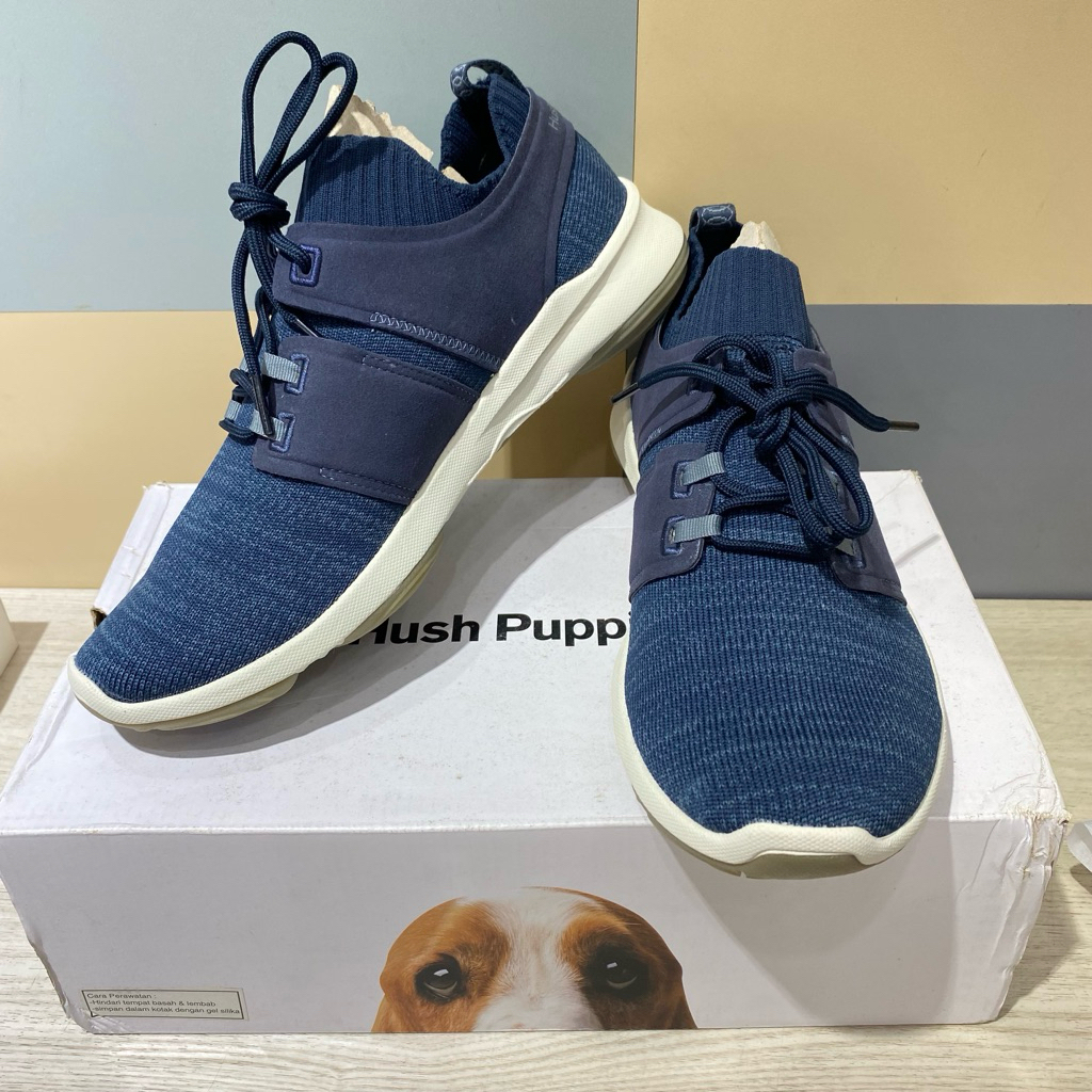 Sepatu pria Casual sneakers Hush puppies World original