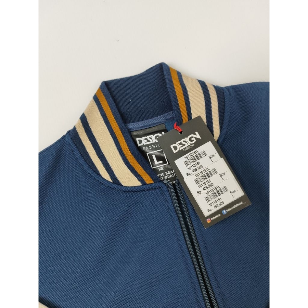 JAKET D&F BRAND NEW WITH TAG