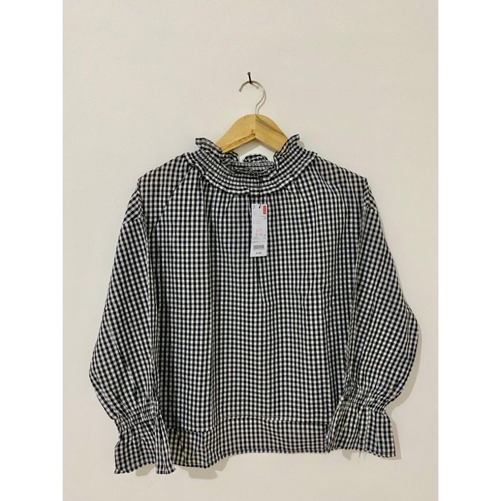 Blouse Kotak kecil hitam putih