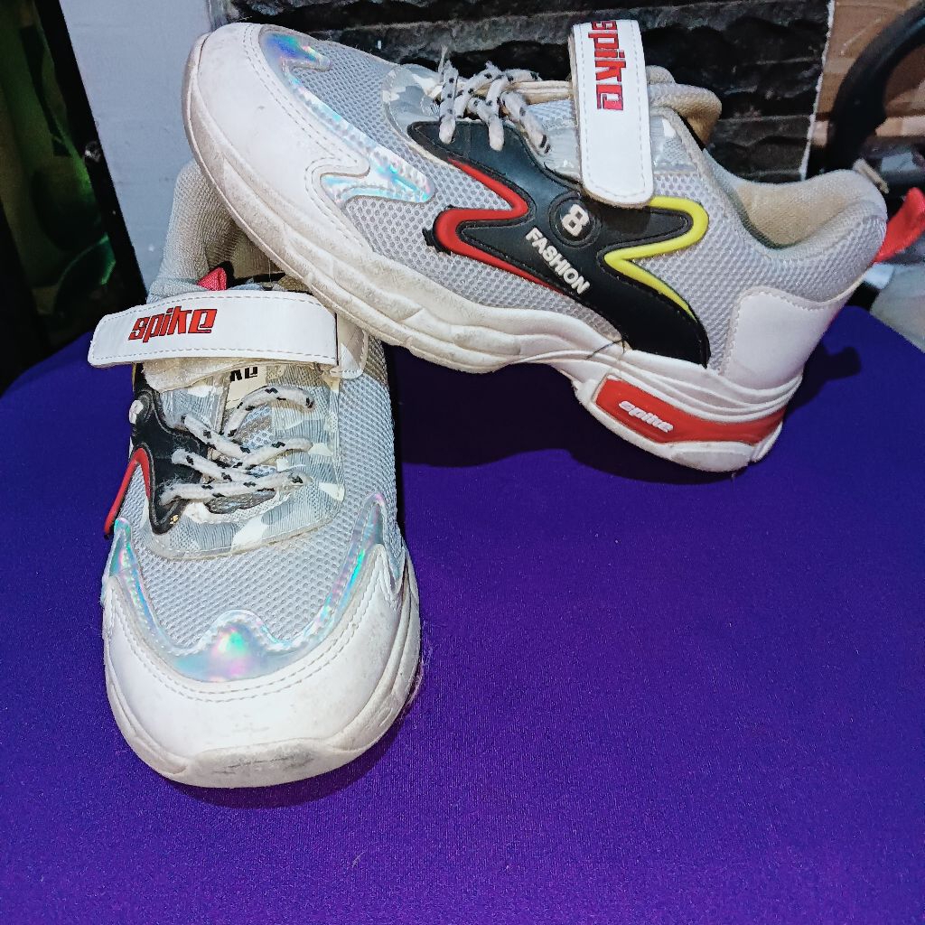 Sepatu Spike Original Bekas Second Ukuran 36 Anak