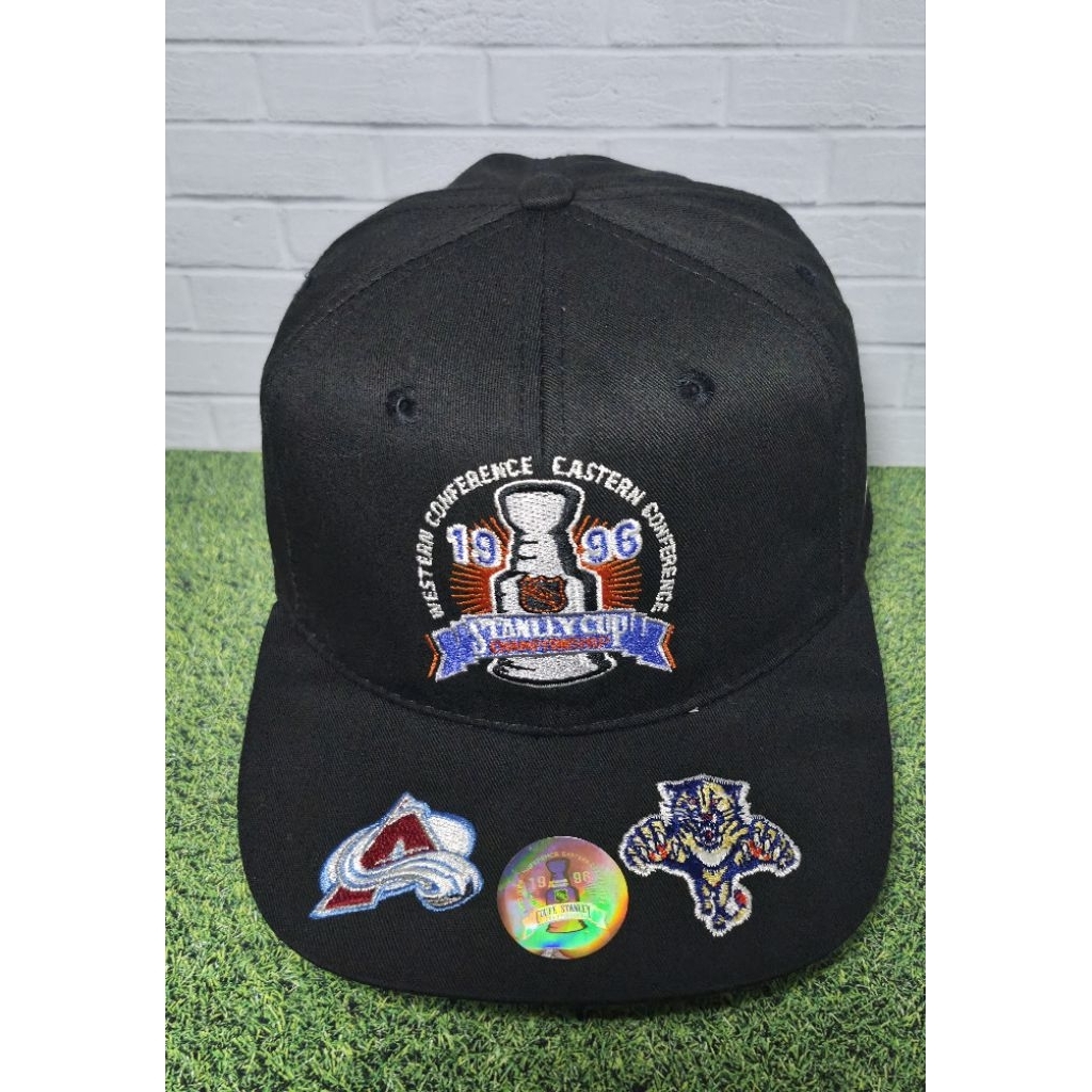 VINTAGE CCM 1996 STANLEY CUP SNAPBACK