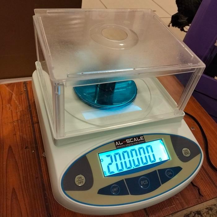 TIMBANGAN MAS /LEB 300G X 0.001G/TIMBANGAN ANALITIK 300G X 0.001GRAM