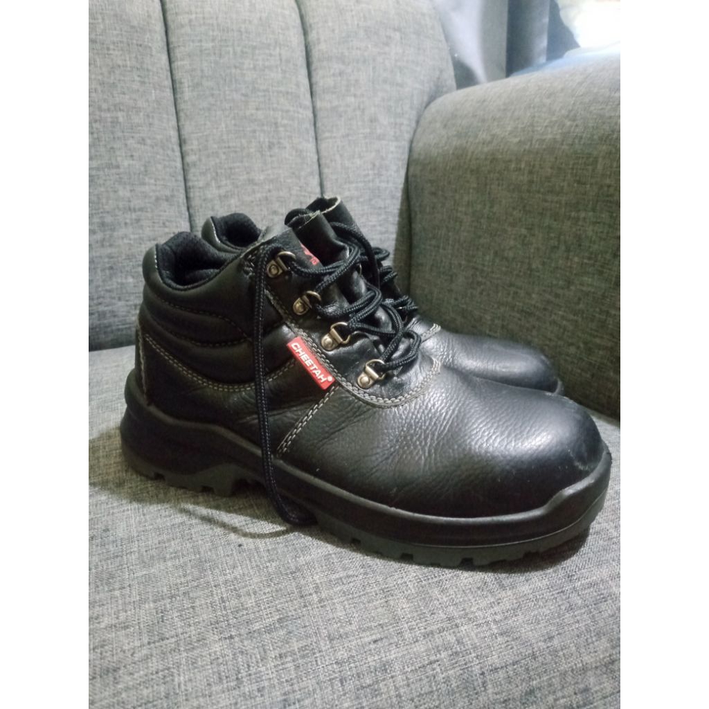 Sepatu Safety Chetah