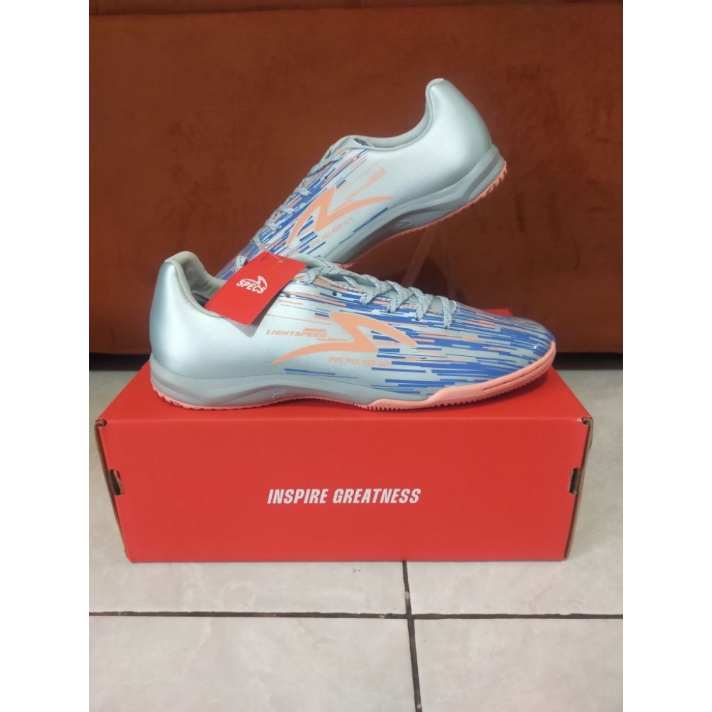 sepatu futsal ls reborn