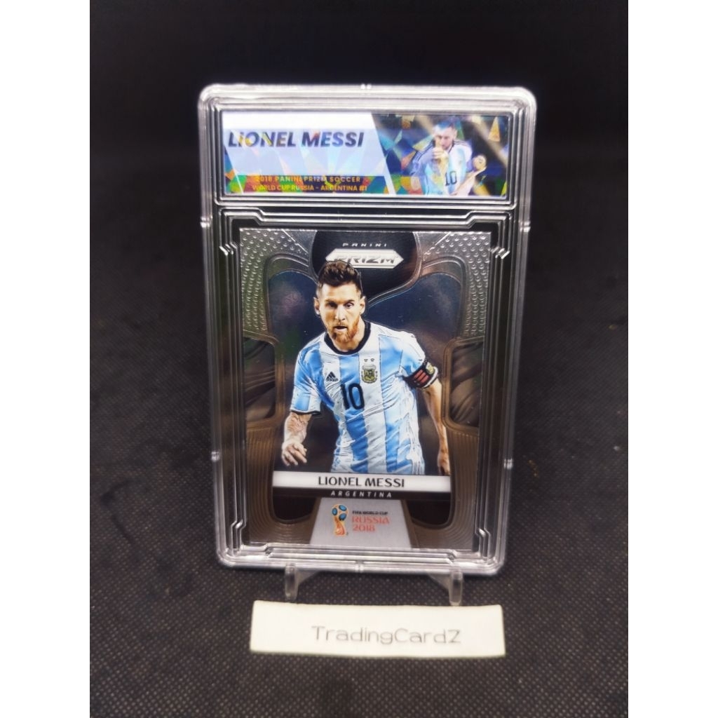 Kartu Bola / Trading card 2018 Panini Prizm World Cup Soccer Lionel Messi Argentina #1 (Slab)